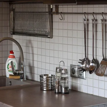 Ab شقة سزومباثيلي